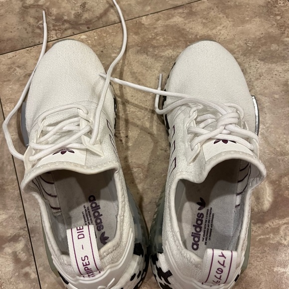 Womens Adidas NMD - Picture 5 of 5